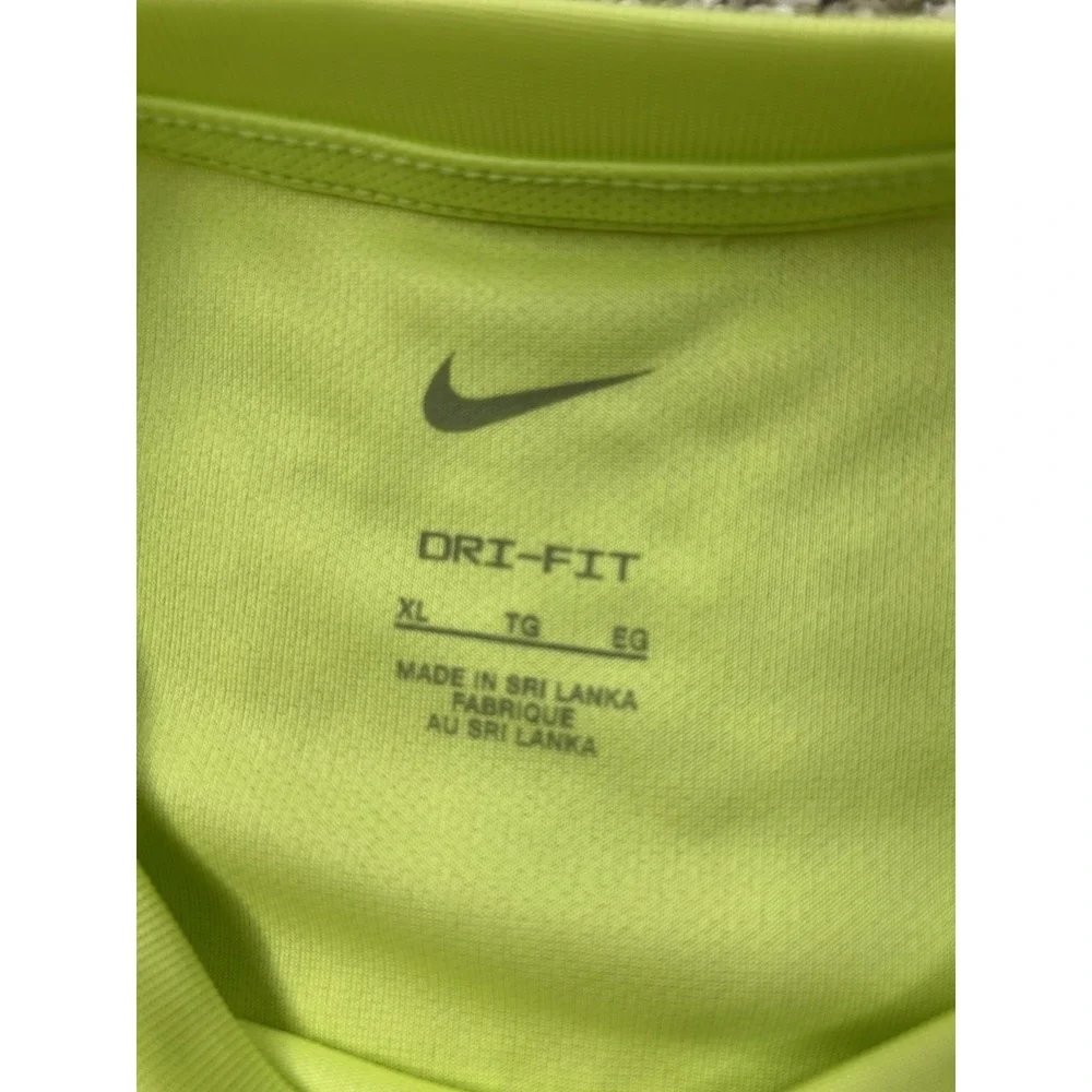 Nike Dri-Fit Children's Active Short Sleeve Shirt Size XL Lemon Twist Yellow‎